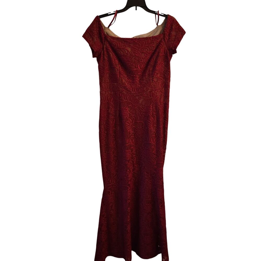 Long Stretch Jaquard Off the Shoulder Ballgown Size 10 -  Alex Evenings